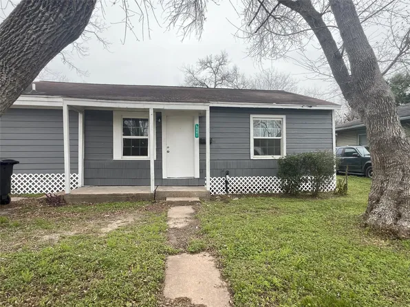 5301 Higgins St, Houston, TX 77033