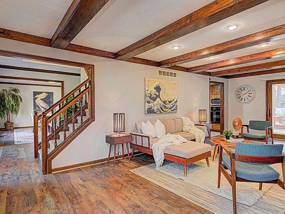3rd image of 7407 Shadow Wood Dr