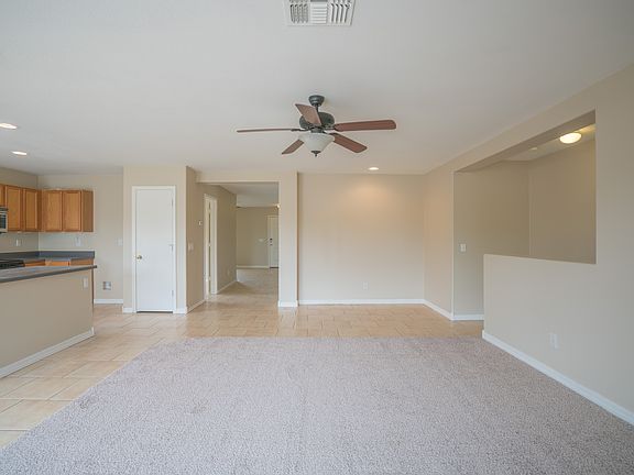5th image of 14464 N 158th Ln