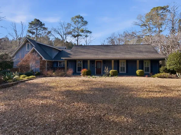 1395 Highway 18, Louin, MS 39338