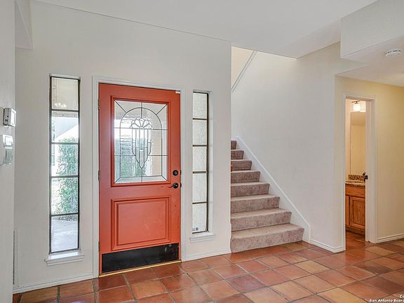 3rd image of 2539 Chestnut Bnd
