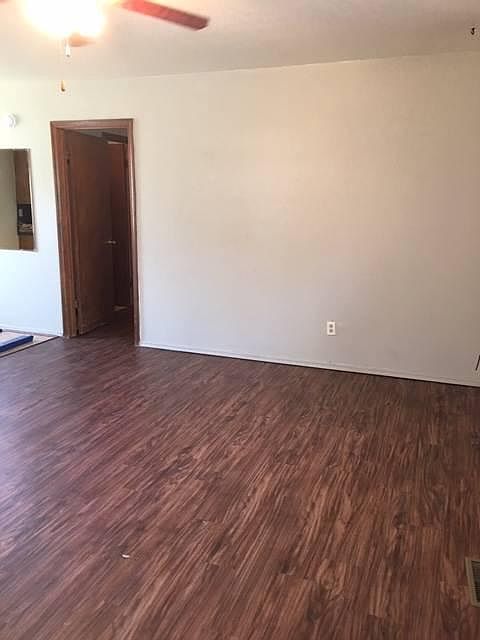 2nd image of 1716 N Jones Ave