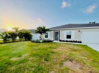 2237 SE Merrill Rd, Port Saint Lucie, FL 34952