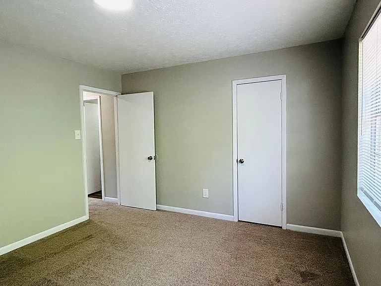 513 Toombs St — Photo 20