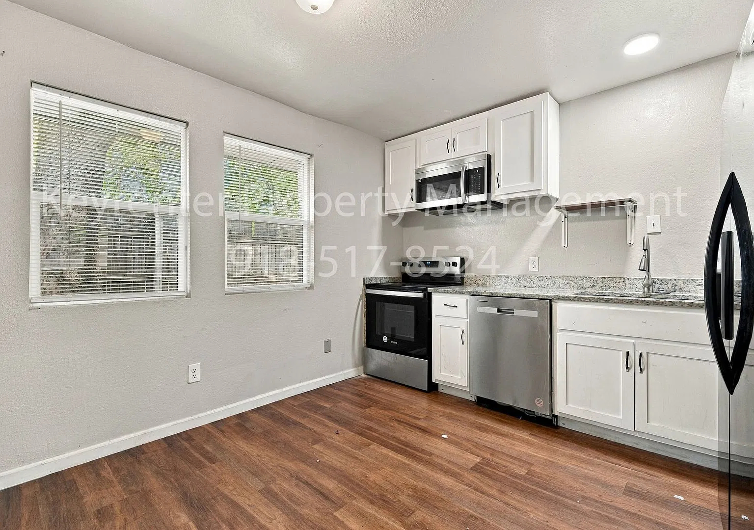 Charming 2-Bedroom Duplex in Tulsa — Photo 2