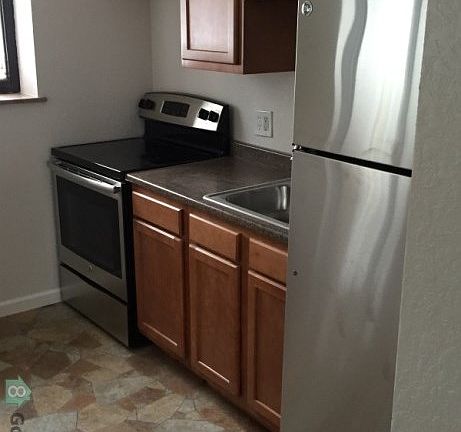 2nd image of 1919 Ottawa Dr APT 15