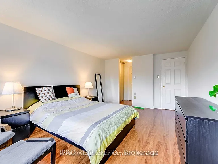 1109 Lindsay Dr — Photo 22