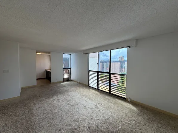 1005 Ala Lilikoi St #311, Honolulu, HI 96818