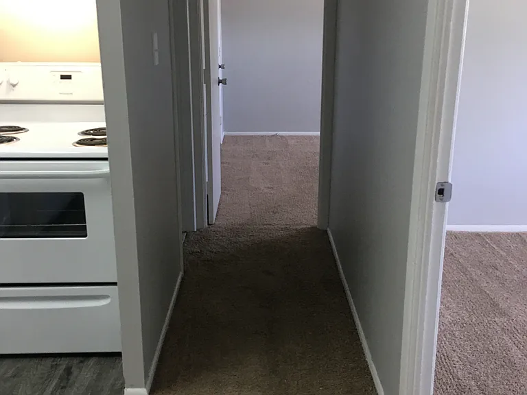 Valley York Apartments — Photo 65