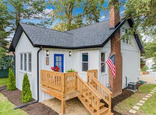 721 Clover St, Lake Geneva, WI 53147