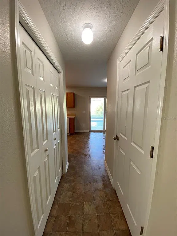 4 bed, 2.5 bath, 2476 sqft, $2,900 — Photo 4