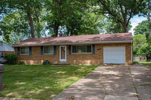 1st image of 19401 Haviland Dr