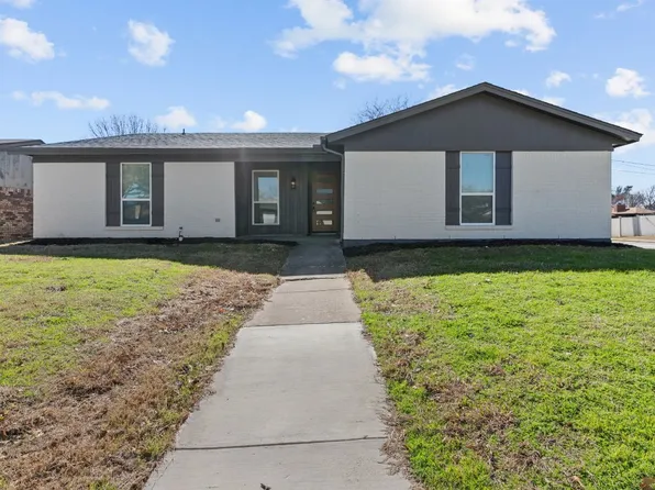 6500 Meadowlark Ln E, Watauga, TX 76148