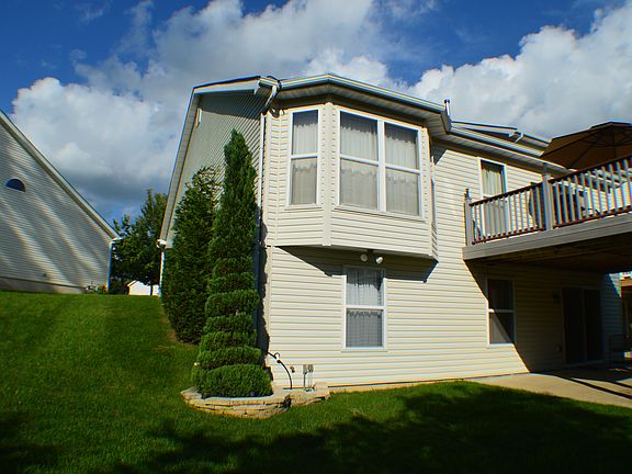 3rd image of 245 Arbor Place Ln