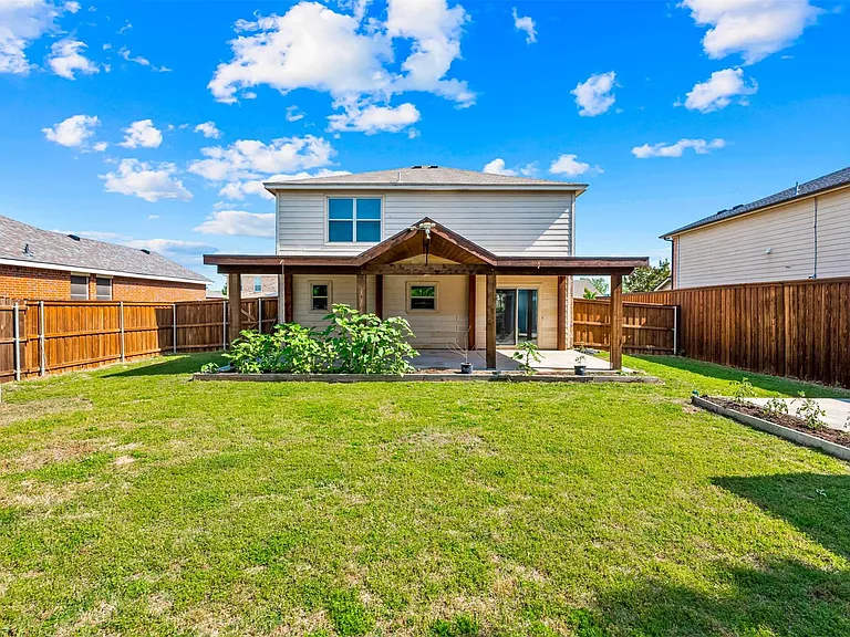 308 Deer Run Dr — Photo 16