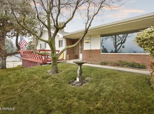 410 N 35th Ave, Yakima, WA 98902