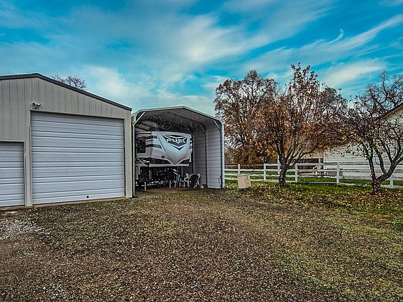3rd image of 23906 State Highway 44