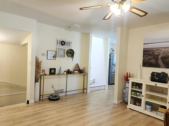 4th image of 14188 103a Ave #805