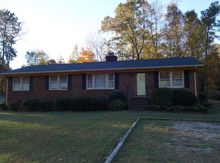 157 Ridgecrest Dr, Warrenton, NC 27589