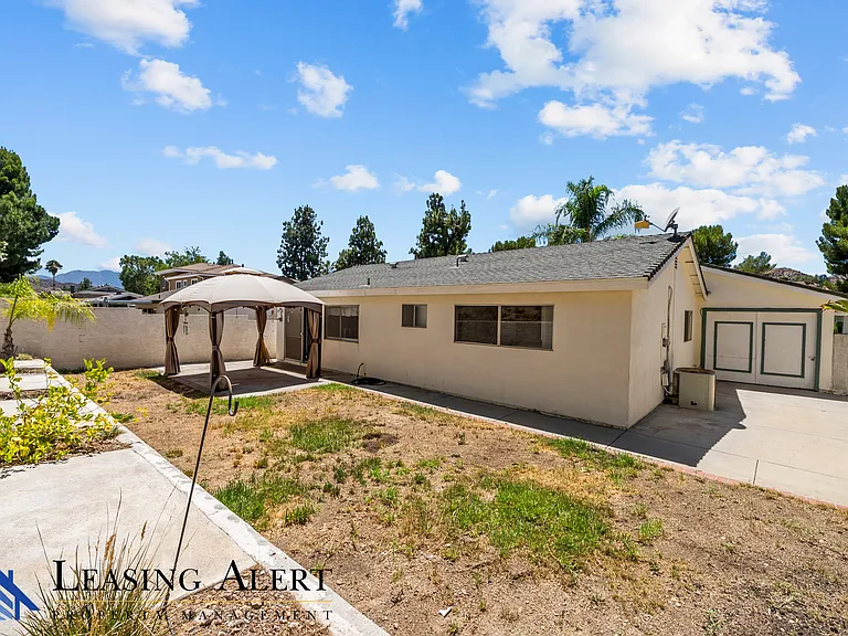 29238 Florabunda Rd — Photo 19
