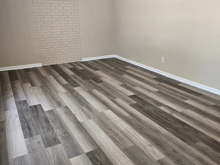 2256 Winston Way — Photo 2