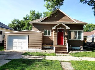 16 3rd Ave SW, Watertown, SD 57201