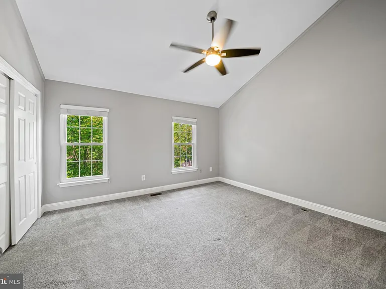 18613 Village Fountain Dr — Photo 14
