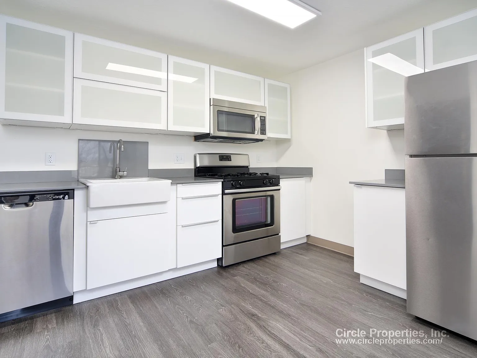 2 bed, 100 sqft, $3,800 — Photo 1