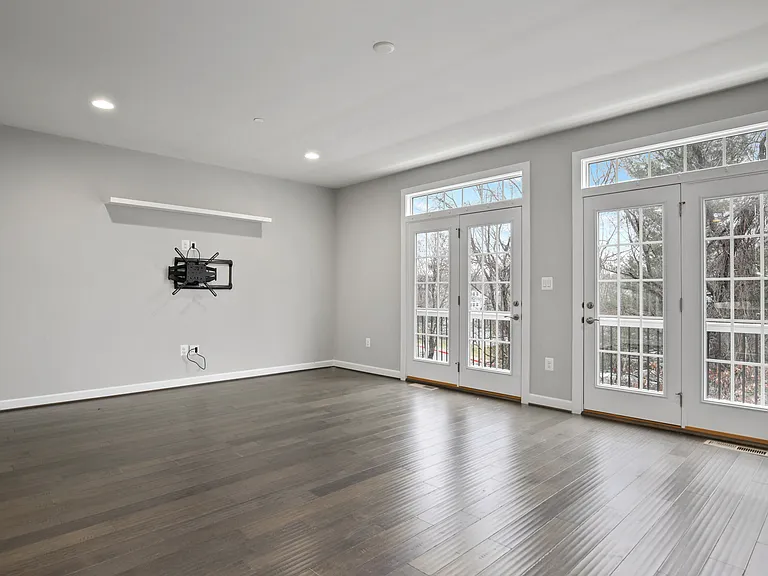 6012 Charles Xing — Photo 12