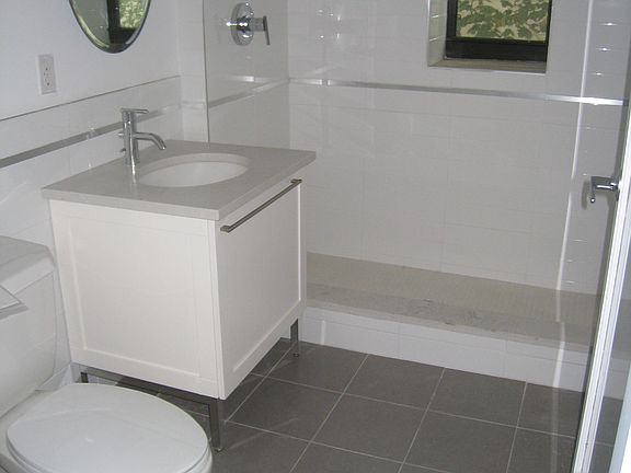5th image of 3210 Riverdale Ave #7A