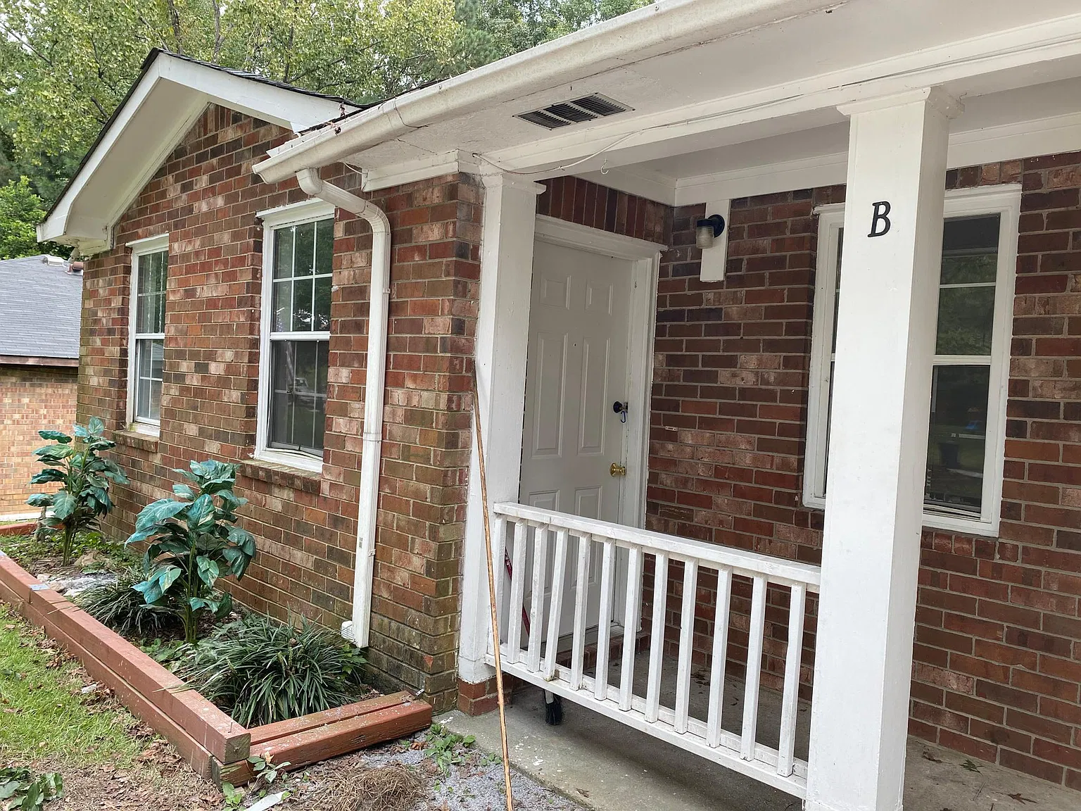 2 bed, 910 sqft, $1,000 — Photo 1