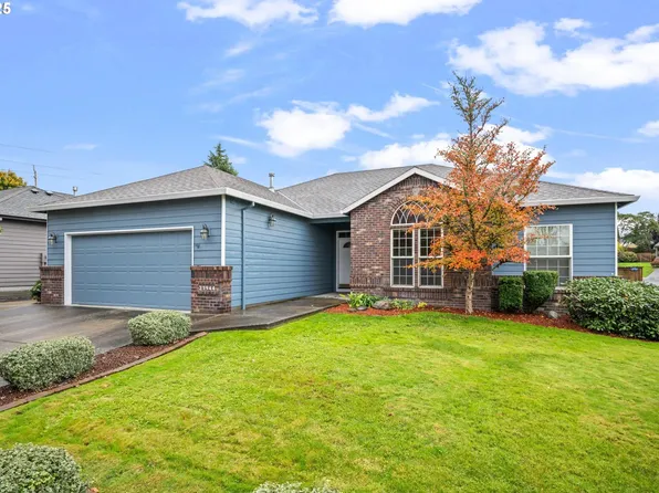 21944 NE Alton St, Fairview, OR 97024