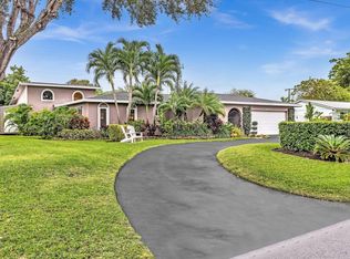 3706 Sherwood Blvd, Delray Beach, FL 33445