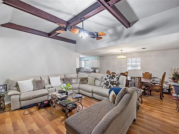 4th image of 70319 L St