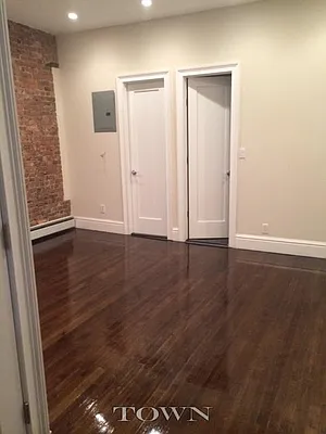 Rented by Town Residential | media 30