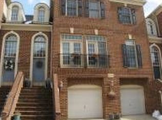 20364 Fallsway Ter, Sterling, VA 20165