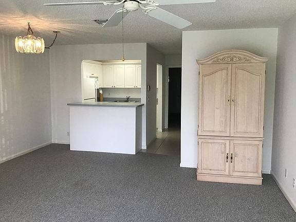 3rd image of 522 Crooked Lake Lane #C