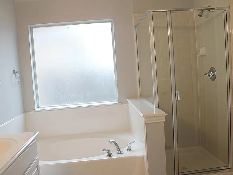 2616 Cascade Cove Dr — Photo 14