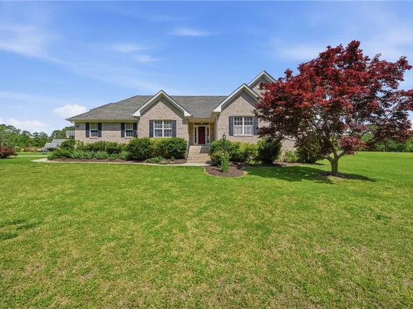 4484 Cherokee Dr, Suffolk, VA 23434