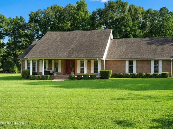 1070 Deerfield, Summit, MS 39666