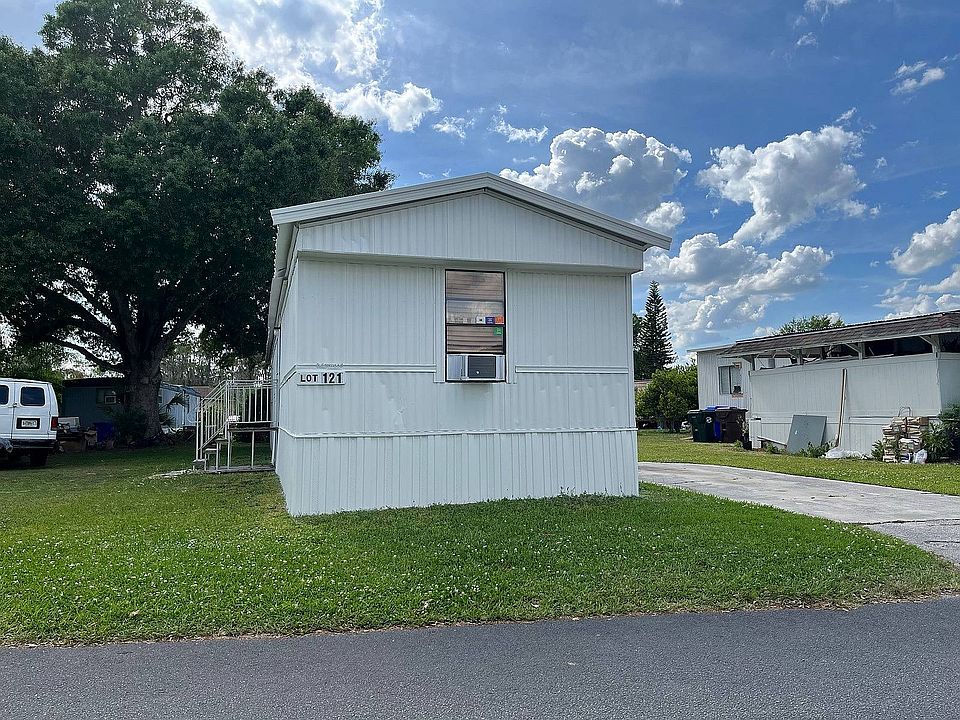 1st image of 1080 Jack Calhoun Dr #121