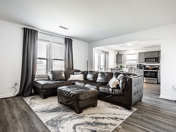 4th image of 4024 Lassen Ln