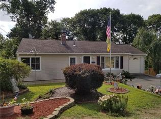 302 Pearl Lake Rd, Waterbury, CT 06706