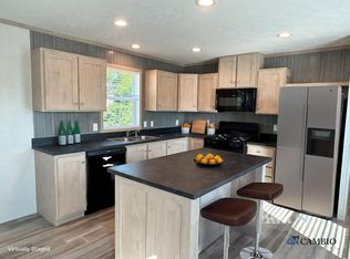 23 Eagle Vista Ln #31, Lake Orion, MI 48359