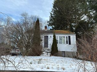 1008 N Worthy St, Windsor, CT 06095