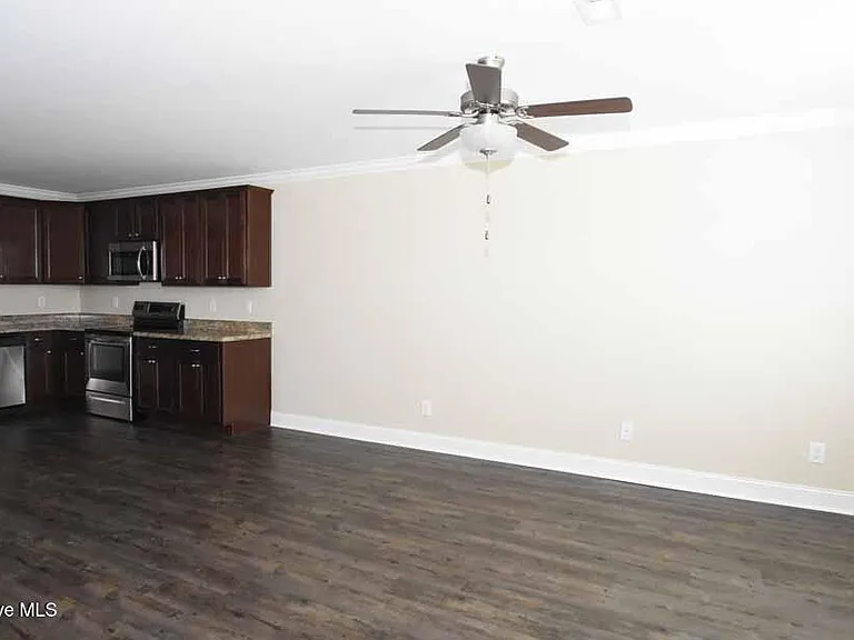 2236 Brookville Dr #A — Photo 2