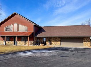 1420 Highway 3, Hampton, IA 50441