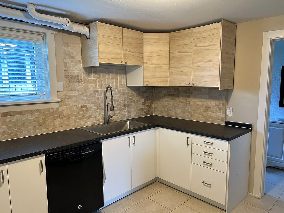 EXTRA COUNTER TOP SPACE