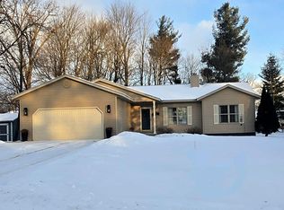 2201 West BREEZEWOOD COURT, Plover, WI 54467