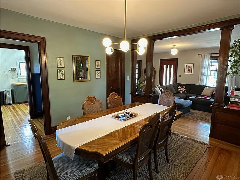 2319 S Dixie Dr — Photo 12